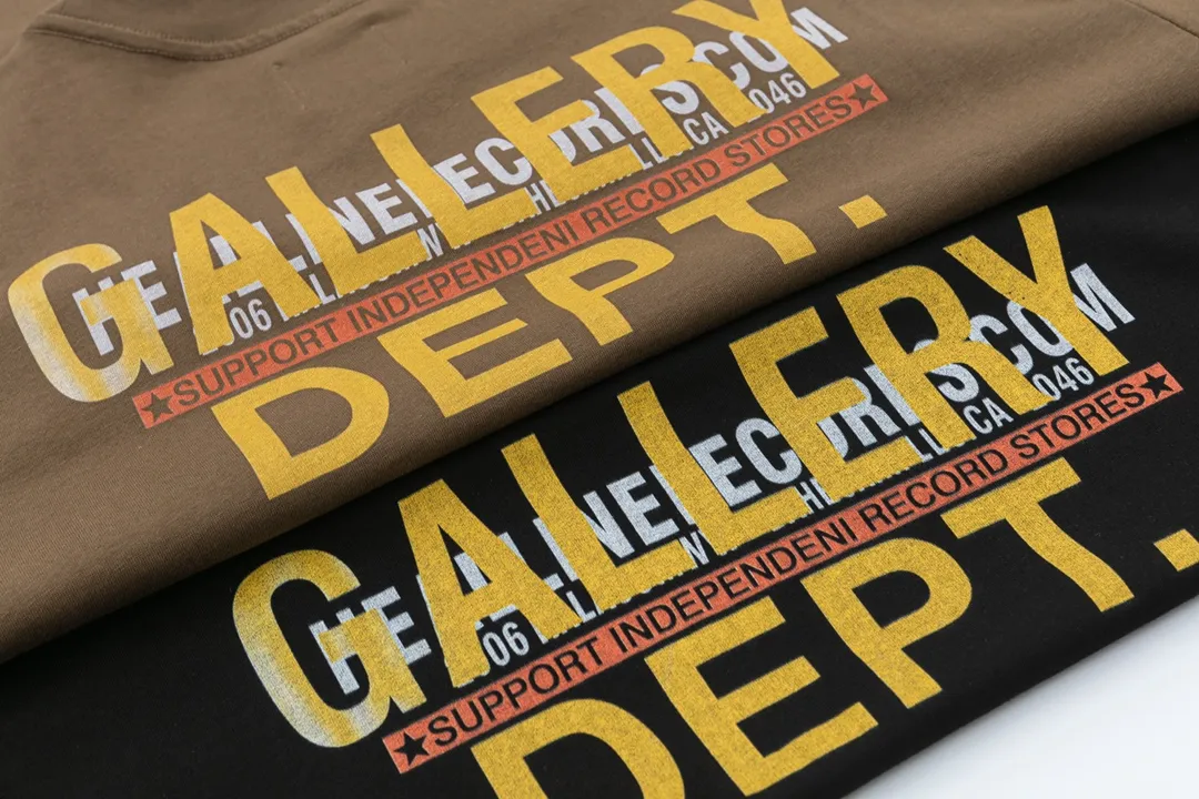Model D135 Gallery dept American trendy brand digital direct-injection high-definition printed high-street short-sleeved T-shirt. The printing is breathable, soft and non-sticky. After shrinking and shaping, it is soft, comfortable and breathable, does not pill, does not fade and does not change shape, S-XL, p106